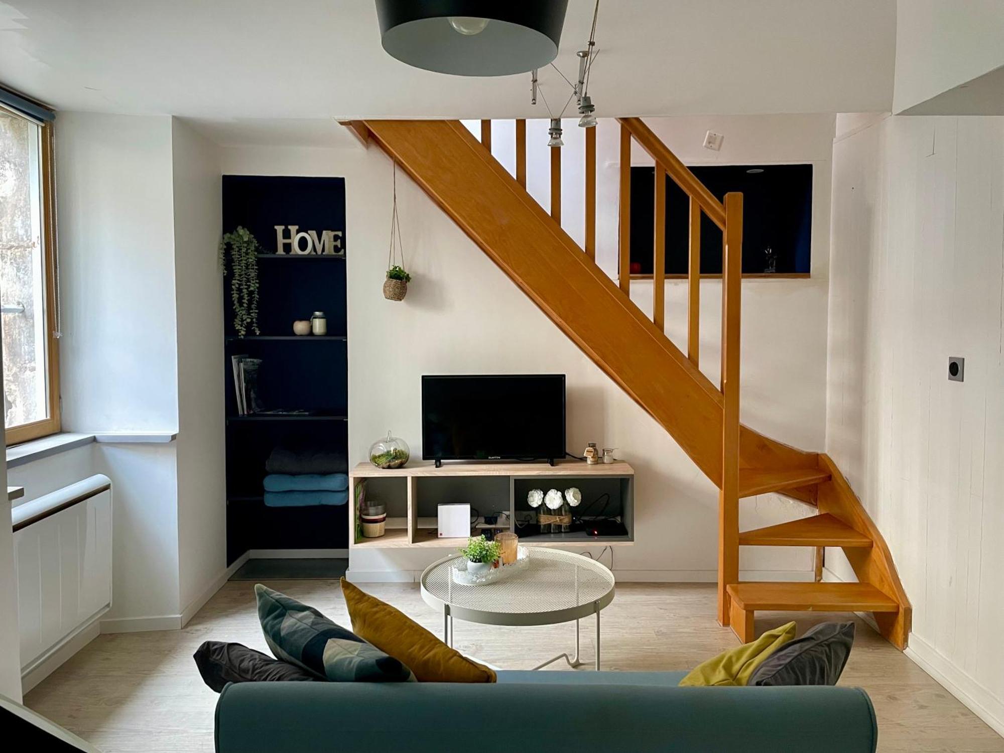 Besancon: Charmant Duplex Au Pied De La Citadelle エクステリア 写真